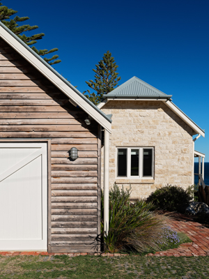 Tilt and turn windows